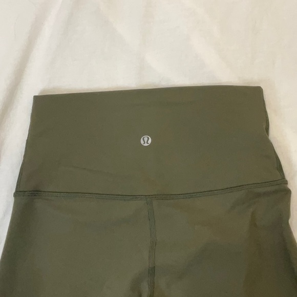 Lululemon Athletica Leggings | Hunter Green | Tights | Size 4 | Roll down waist - Picture 7 of 7